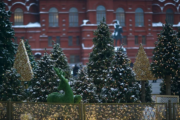 Decoración Navidad Moscú Los Árboles Navidad Calle Nevado Diciembre Temporada — Foto de Stock