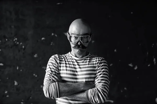 Porträtt Ångpunk Hipster Mustasch Man Poserar Ansikte Mustasch — Stockfoto