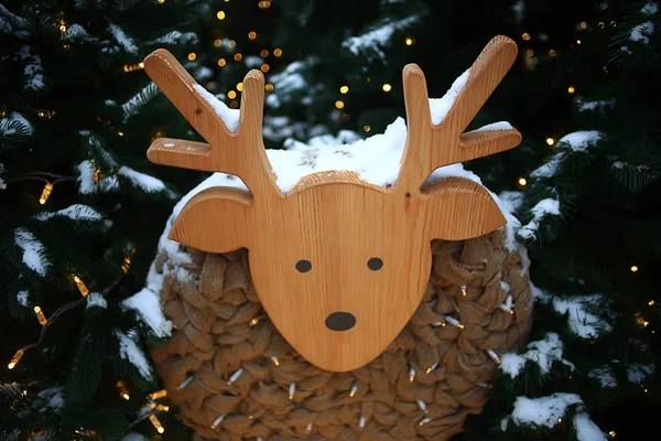 Karácsonyi Dekoráció Moszkvában Karácsonyfák Utcán Havas December Szezon Újév — Stock Fotó