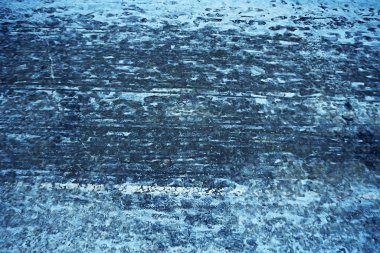 Asfalt kar, buz, ayakkabı izleri, kar havası.