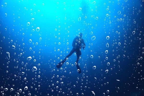 Mergulhador Subaquático Visão Incomum Profundidade Conceito Mergulho Mar — Fotografia de Stock