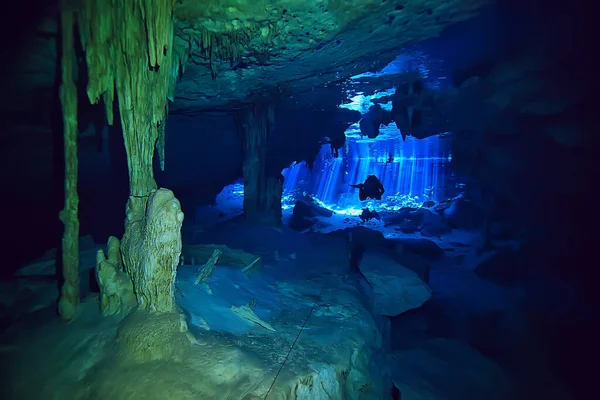 Plongée Sous Marine Plongée Sous Marine Grotte Sombre Paysage Caverne — Photo