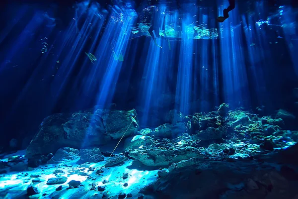 Onderwater Landschap Mexico Cenotes Duikstralen Van Licht Onder Water Grot — Stockfoto