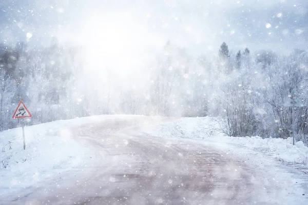 Зимний Дорожный Пейзаж Прекрасный Вид Снежную Дорогу — стоковое фото