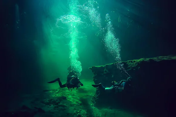 Υποβρύχιο Σπήλαιο Κόσμο Του Γιουκατάν Cenote Σκοτεινό Τοπίο Των Σταλακτίτες — Φωτογραφία Αρχείου