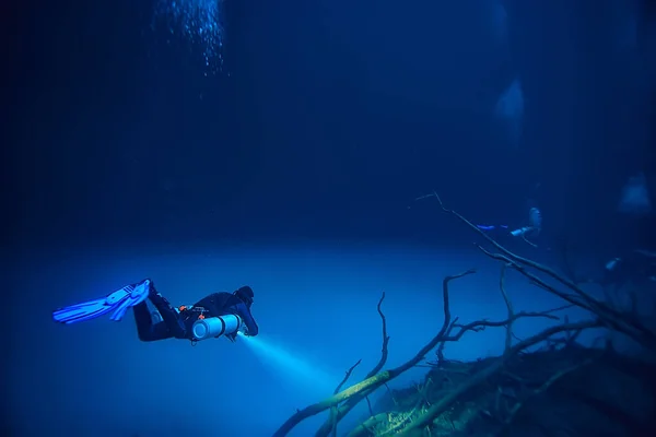 Cenote Angelita Mexiko Höhlentauchen Extremabenteuer Unter Wasser Landschaft Unter Wassernebel — Stockfoto