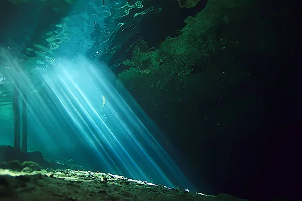 Paesaggio Subacqueo Messicano Cenote Raggi Luce Immersioni Subacquee Fondo Grotta — Foto Stock