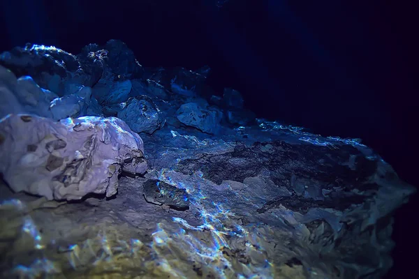 水中洞窟は風景 洞窟ダイビング ユカタンメキシコ 水中の中心部の景色 — ストック写真