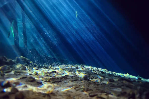 Unterwasserlandschaft Mexiko Cenoten Tauchen Lichtstrahlen Unter Wasser Höhlentauchen Hintergrund — Stockfoto