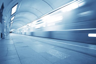 Vagon treni, metro hareketi, ulaşım konsepti insanlar olmadan soyut arka plan
