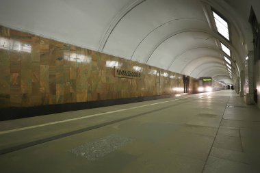 Vagon treni, metro hareketi, ulaşım konsepti insanlar olmadan soyut arka plan