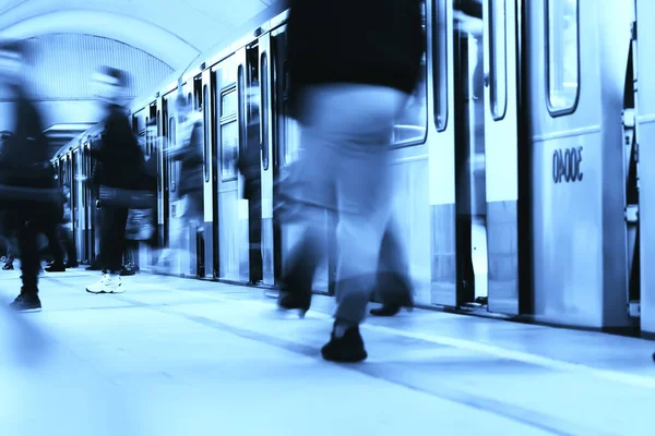 Multitud Personas Metro Movimiento Borroso Abstracto Fondo Gente Del Tráfico — Foto de Stock