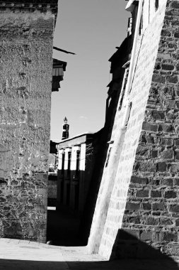 Tibet Dağları manzarası, güzel manzara Tibet 'e seyahat