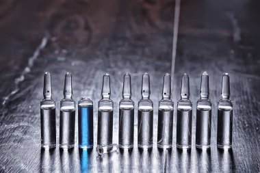 Hastane covid-19 virüs konseptinde tıbbi ekipman soyut arka plan