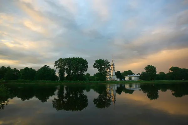 俄罗斯教堂景观 俄罗斯自然景观 — 图库照片