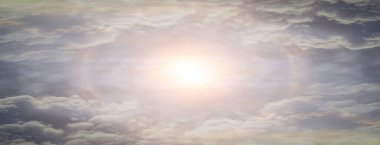 Soyut gökyüzü arkaplanı, bulutlu mavi gökyüzü, güzel doğa ozon arkaplanı