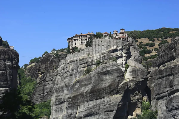 Meteora Griechisches Kloster Landschaft Orthodoxes Kloster Den Bergen Christentum Glaubensansichten — Stockfoto