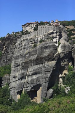 Meteora Yunan manastırı, dağlardaki ortodoks manastırı, Hristiyanlık, inanç manzarası.