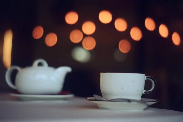 Ontbijt Een Café Interieur Ochtend Food Hotel Theepot Kopje Serveren — Stockfoto