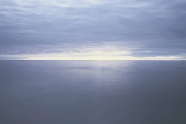 Gölde Soyut Gün Batımı Manzara Gökyüzü Bulanık Görüş Özgürlük Doğa — Stok fotoğraf