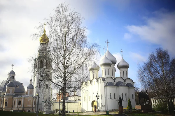 ヴォロダ教会 正教会 ヴォロダ修道院ロシア北部 巡礼者観光 — ストック写真