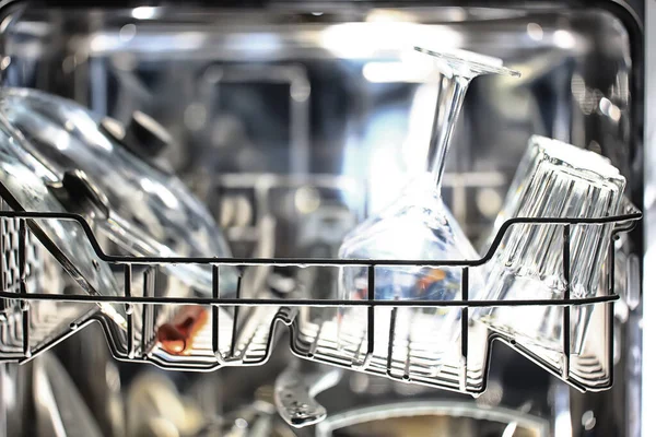 Посуда Открытой Посудомоечной Машине Домашний Стиль Жизни Чистота Удобство Фона — стоковое фото