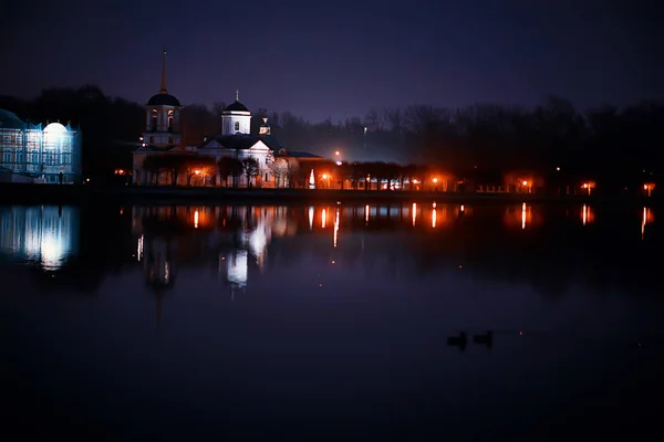 Nachtelijke Landschapskerk Buurt Van Russische Rivier Abstracte Historische Landschapsarchitectuur Christendom — Stockfoto