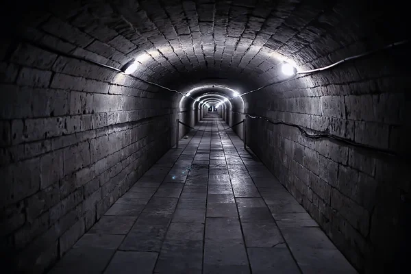 Kasteel Tunnel Uitzicht Sombere Ondergrondse Doorgang Perspectief Oud Europees Kasteel — Stockfoto