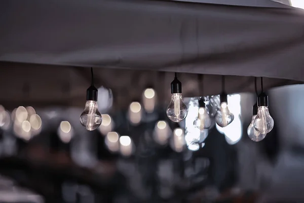 Alışveriş Merkezi Işıklandırma Manzarası Çelenk Lambaları Işık Tasarımı — Stok fotoğraf