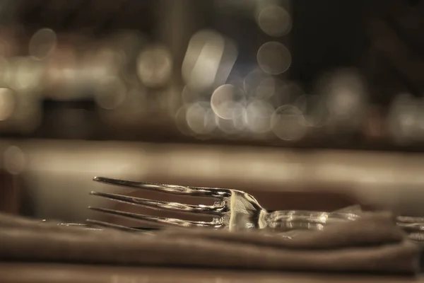 Abstrakter Hintergrund Restaurantkonzept Verschwommener Hintergrund Abendgabel Messer Besteck Tischdekoration — Stockfoto