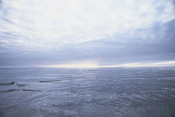 Abstrakter Sonnenuntergang See Landschaft Wasser Und Himmel Verschwommene Sicht Freiheit — Stockfoto
