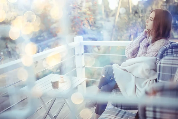 Young Girl Cafe Youth Lifestyle Concept Girl Glasses Looking — Stock Photo, Image