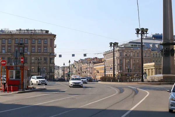 Saint Petersburg Rusia Abril 2020 Coches Transporte Público Plaza Vosstaniya — Foto de Stock