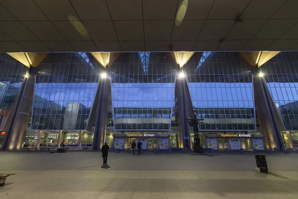 Sankt Petersburg Rosja Kwietnia 2020 Widok Przodu Wejścia Budynku Lotniska — Zdjęcie stockowe