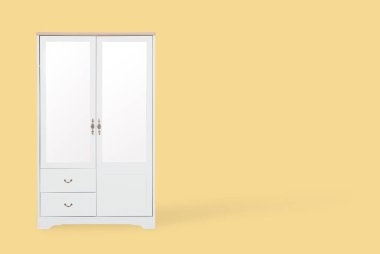 İzole kopya için alan beyaz zemin üzerine beyaz gardrop.