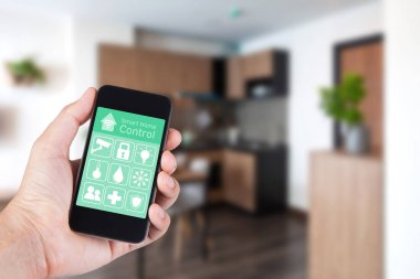 Smartphone akıllı ev app için cep telefonunuzda uzaktan kumandasında her evde wifi ağ tarafından kullanarak el.