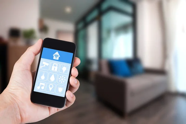 Smartphone akıllı ev app için cep telefonunuzda uzaktan kumandasında her evde wifi ağ tarafından kullanarak el.