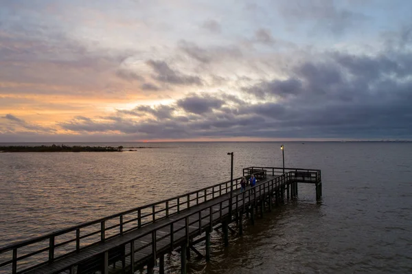 Ηλιοβασίλεμα Πάνω Από Mobile Bay Στην Ακτή Του Κόλπου Της — Φωτογραφία Αρχείου