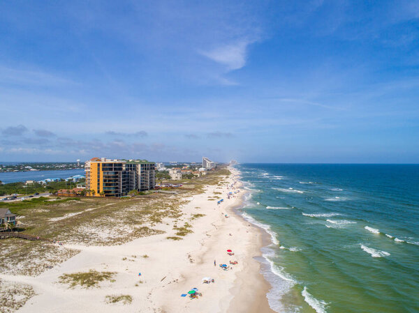 Вид с воздуха на пляж Perdido Key Beach в Пенсаколе, Флорида
 