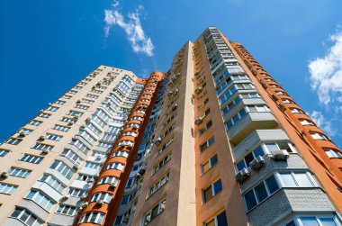 Mimari cityscape görünümüyle modern bina gökdelenler.