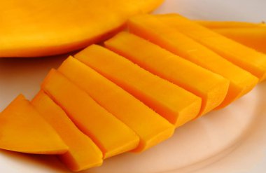 Dilim taze Tay mango meyve