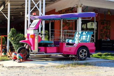 Tuk Tuk sokak Tay üç tekerlekli taksi