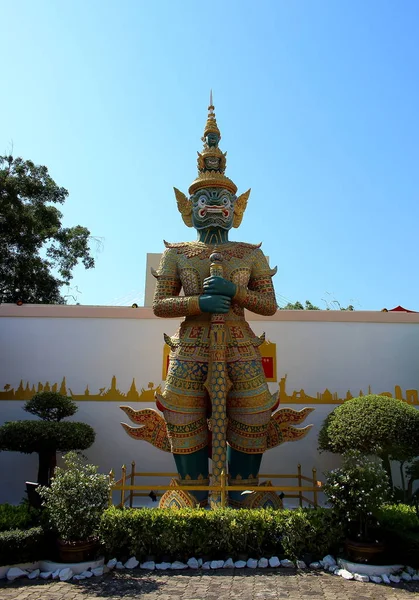 Gigante, Tossakanth en el parque Mini Siam en la ciudad de Pattaya —  Fotos de Stock