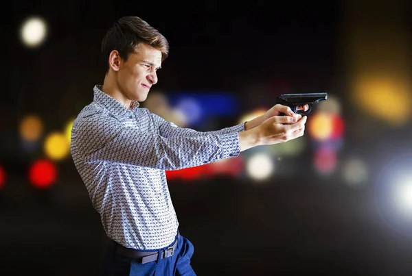 Hombre Con Camisa Jeans Apuntando Arma Robo Mano Armada Por — Foto de Stock