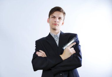 Kiralık katil. Gangster, silahlı tehlikeli bir adam, ateş ediyor. Boşluğu kopyala