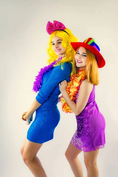 Jovens Mulheres Divertidas Atraentes Prontas Para Festas Carnaval Estilo Vida — Fotografia de Stock