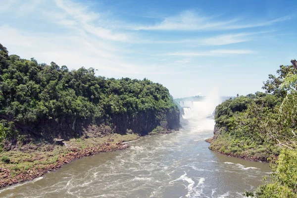 San Martin Sziget Iguazu Vízesés Háttérben — Stock Fotó
