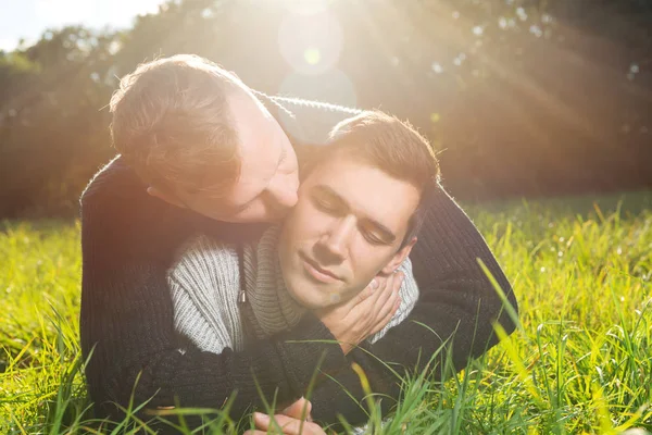 Genç sevgi gay çift 