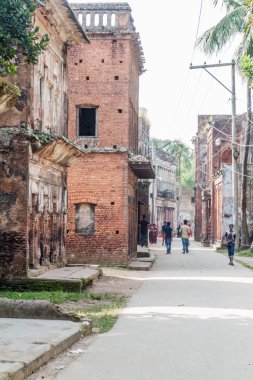 Sonargaon, Bangladeş - 21 Kasım 2016: Terk edilmiş antik kent Painam (bazen Panam) Nagar, Bangladeş