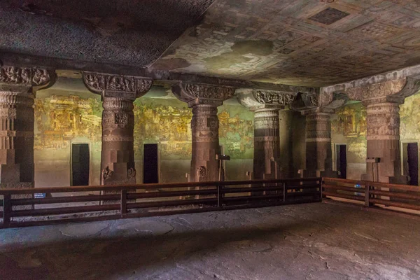 Interiér Buddhistické Jeskyně Vytesané Útesu Ajantě Stát Maharasthra Indie — Stock fotografie